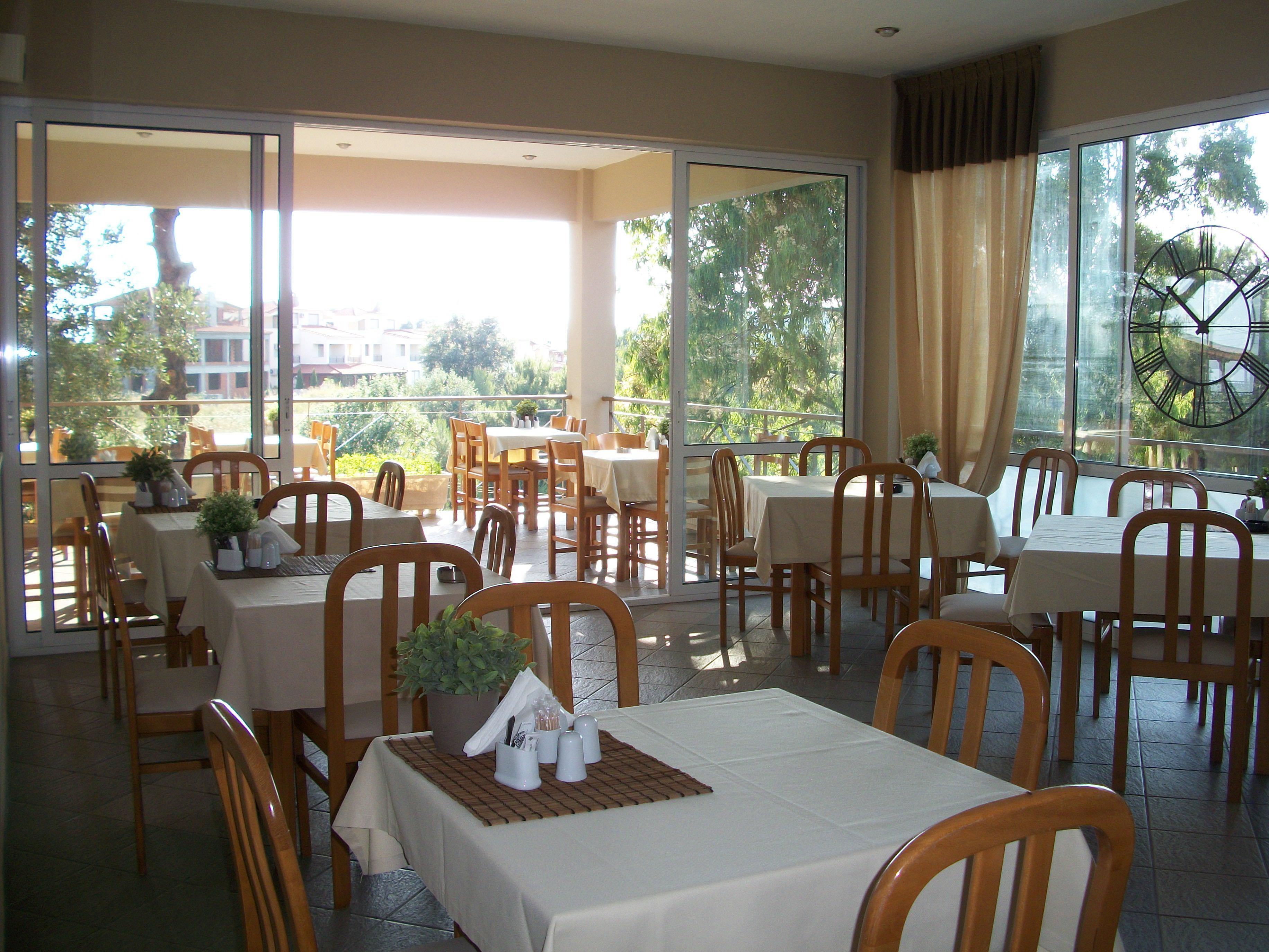 Thea Hotel Possidi Buitenkant foto