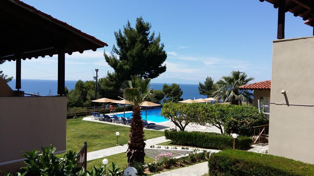 Thea Hotel Possidi Buitenkant foto
