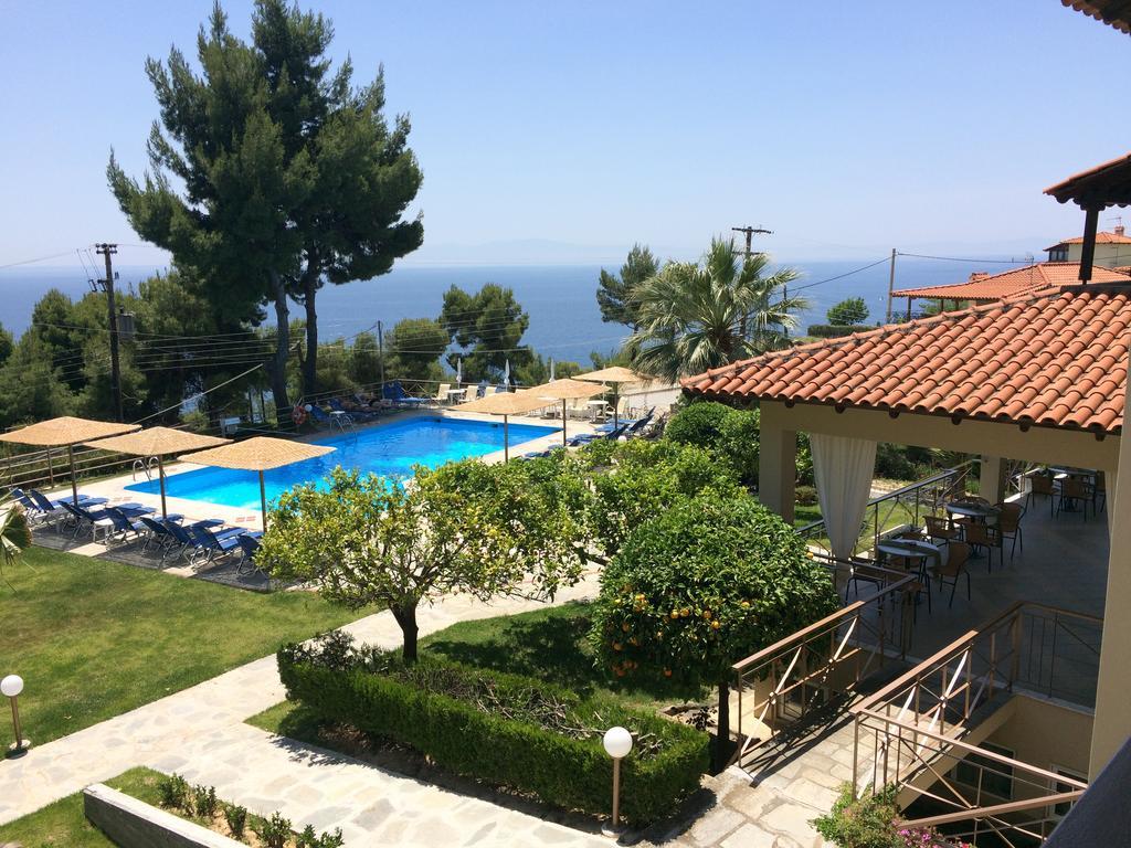 Thea Hotel Possidi Buitenkant foto