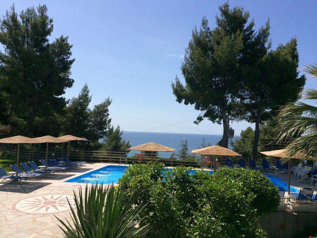 Thea Hotel Possidi Buitenkant foto